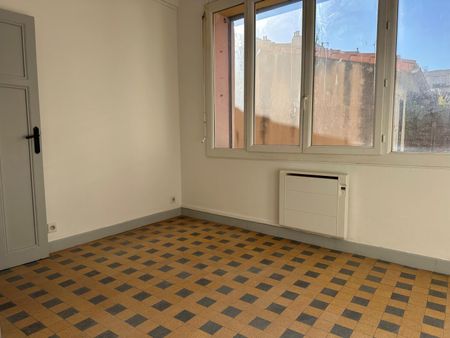 Location appartement Marseille 1er (13001) - Photo 5