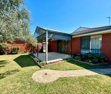 Modern Coastal Retreat on the Bellarine Peninsula - Photo 2