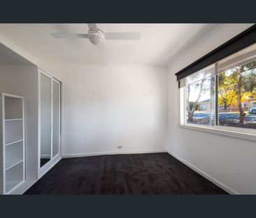 12 Thompson Street, Long Gully, Vic 3550 - Photo 4