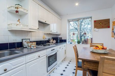 Lynwood Road, Thames Ditton, KT7 - Photo 4