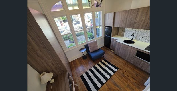 Brand New Fully Furnished Studios In The Heart Of Enmore - Photo 1