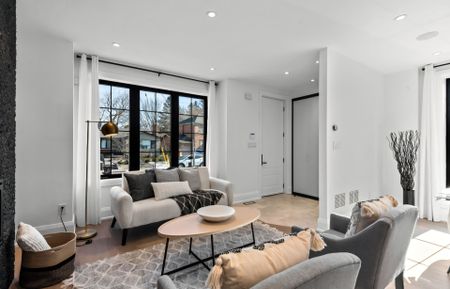 For Lease - 180 Glenwood Crescent, Toronto, Ontario - Photo 2