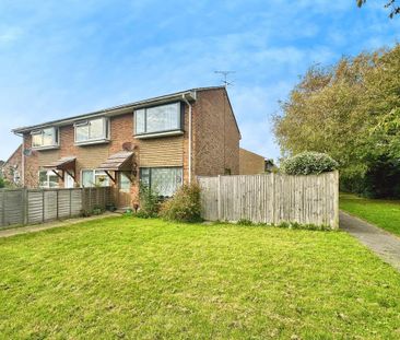 2 bedroom end of terrace house to rent - Photo 2