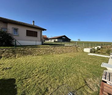 Appartement de 4.5 pièces au rez-de-chaussée - Photo 2