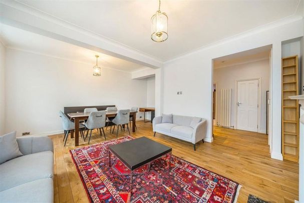 Sussex Gardens, Hyde Park, W2 - Photo 1