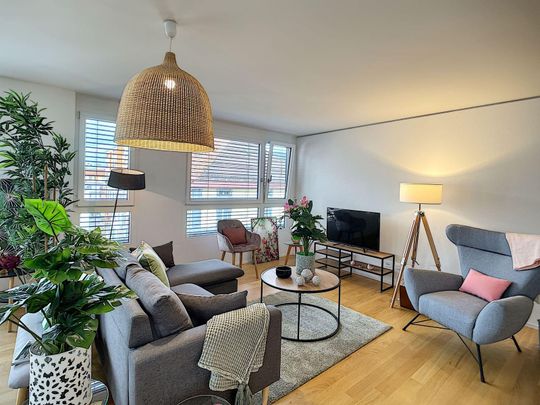 Moderne ! Appartement de 4.5 pièces - Photo 1