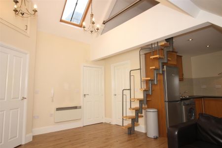1 bedroom Flat to rent in Dean Street, Newcastle Upon Tyne, Tyne and Wear NE1 - Photo 2