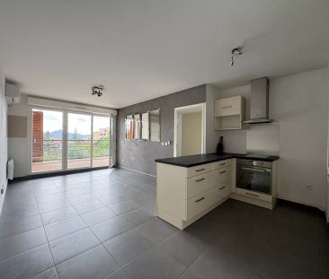 A louer Vert Beaumont 13012 Appartement type 2 avec terrasse et garage - Photo 1