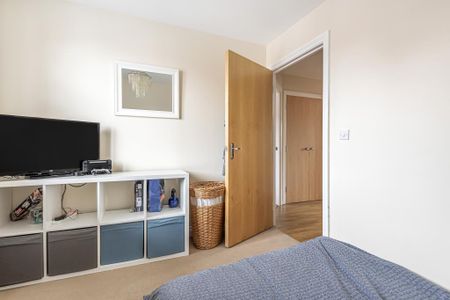 2 bedroom apartment to rent - Photo 4