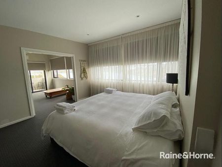 2/20 Rosny Esplanade, Rosny, TAS 7018 - Photo 3