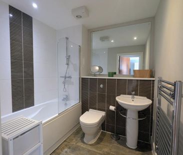 1 bedroom flat to rent - Photo 6