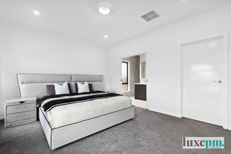Spacious Low Maintenance Home - Photo 2