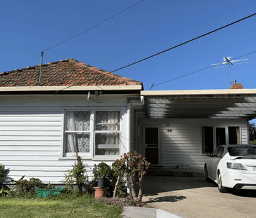 Lovely Home - in Perfect Location! - Photo 5