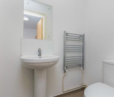 Guildhall Walk, Portsmouth - Photo 5