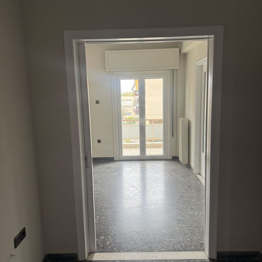 Διαμέρισμα για ενοικίαση Άσπρα Χώματα (Νίκαια) - Photo 1