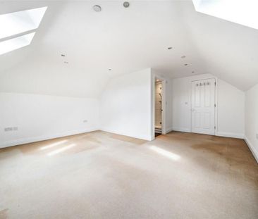 3 bedroom flat to rent - Photo 6