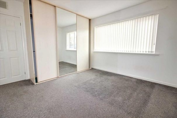 2 bedroom bungalow to rent - Photo 1