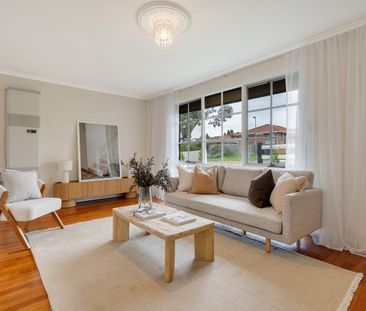 Modern Family Home in Prime Mill Park Location - Photo 2