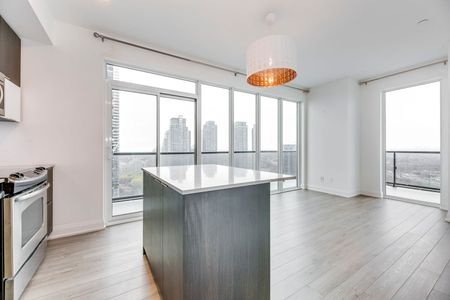 For Lease - 56 Annie Craig Drive Unit# 2805, Toronto, Ontario - Photo 3