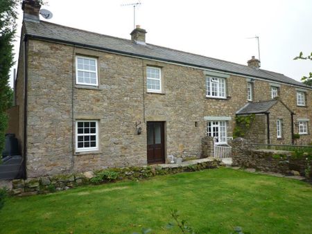 Semi Detached in Villa Park, South Stainmore CA17 4DG - Photo 4