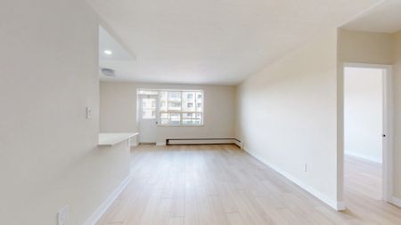1170 Fennel Avenue East - Photo 2