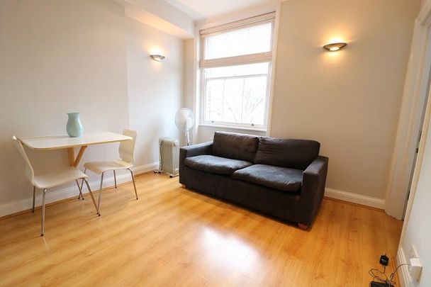 1 bedroom flat to rent - Photo 1