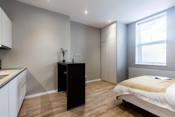 Ground floor flat to rent - Photo 1