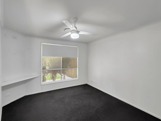 12 Oxford Close, 4556, Sippy Downs Qld - Photo 1