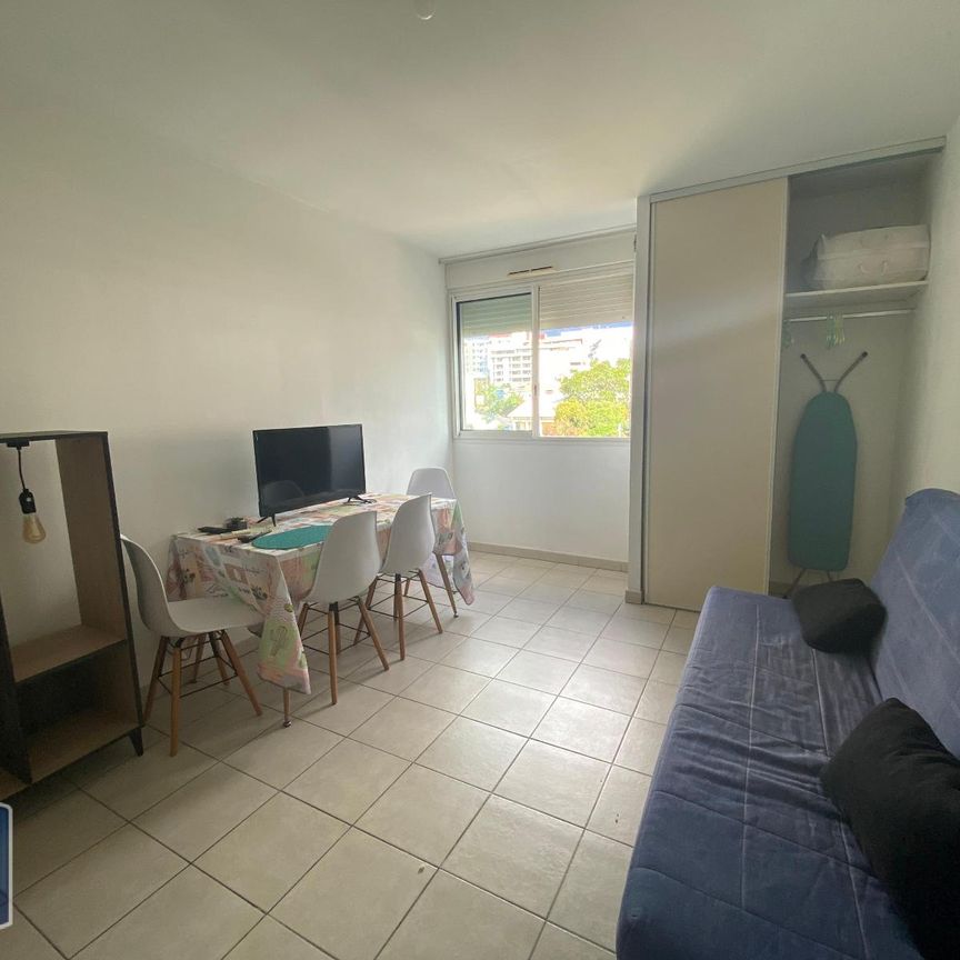 Location Appartement 1 pièce 22m² STE CLOTILDE 97490 - Photo 1