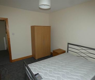 Flat 2 152, Upper Newtownards Road, Belfast, BT4 3EQ - Photo 3