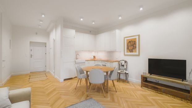 Śliczny apartament na Wiejskiej na wynajem - Photo 1