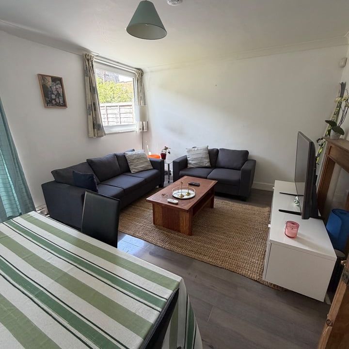 3 Bed Maisonette, Fenwick Place, SW9 - Photo 1