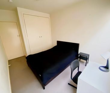 Room 2 (Private) - Photo 6