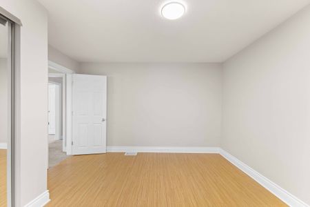 For Lease - 1318 St Jean Street, Orleans - Convent Glen and Area, Ontario - Photo 2