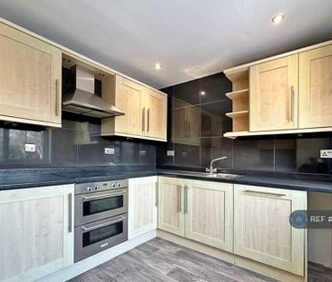 1 bedroom flat to rent - Photo 6