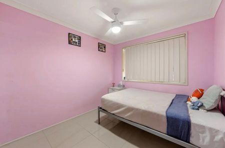 PRIME LOCATION SINGLE LEVEL TOWNHOUSE AT SUN VILLAGE - Photo 3