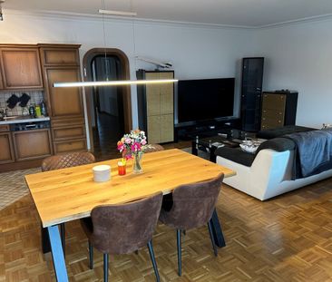 Möblierte 3.5 Zimmerwohnung mit Traumaussicht - Foto 2