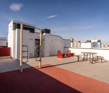 Piso de alquiler en Rda. Jean Monnet 230-238, Sabadell, 230-, Can G... - Photo 3