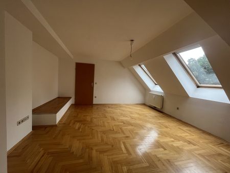 Provisionsfrei! Sonnendurchflutete 2-Zimmer-Wohnung in beliebter und hipper Lage mit Schlossberg Blick - Foto 4
