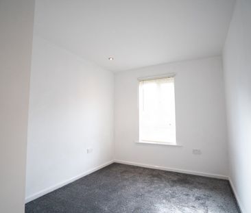 2 Bed Flat, City Quay, L3 - Photo 6