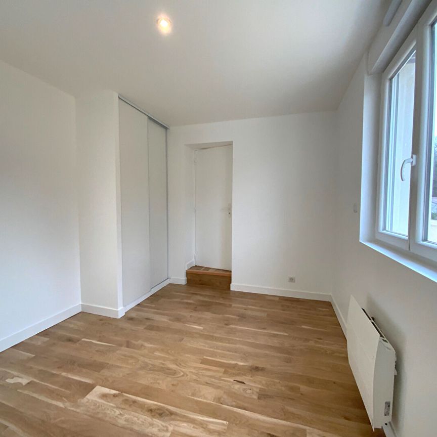 STE SAVINE, joli appartement rénové de 47m² + terrasse privative + parking - Photo 1