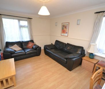 4 bed Semi-Detached House for Rent - Photo 1