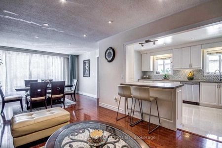 For Lease - 169 Edmonton Drive Unit# Main, Toronto, Ontario - Photo 5