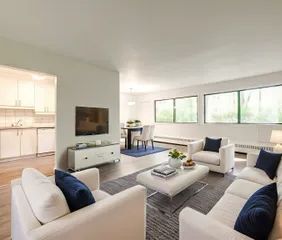 1 room apartment of 54m² in Montreal - Photo 2