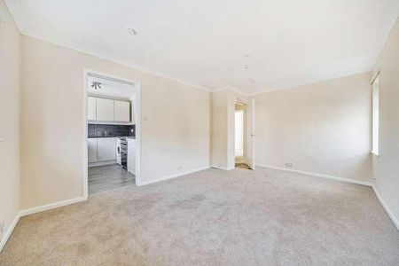 Crawford Place, Newbury, RG14 - Photo 2