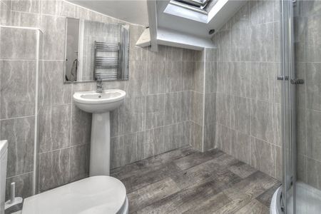 24 Somerset Road, Huddersfield, HD5 - Photo 4