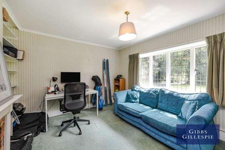 Shenstone Cottages, Snells Lane, Amersham, HP7 - Photo 2