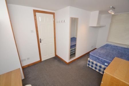 7 bedroom terraced house to rent - Photo 5