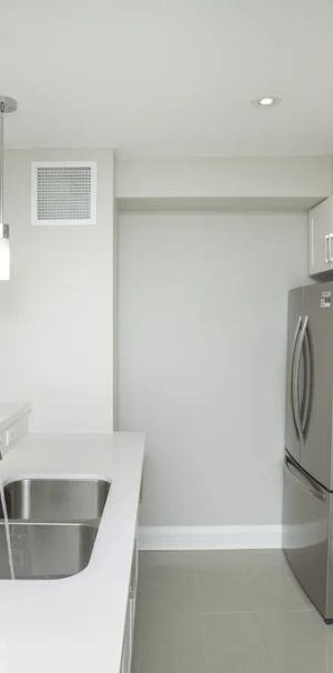 Benson Apartments - Photo 2