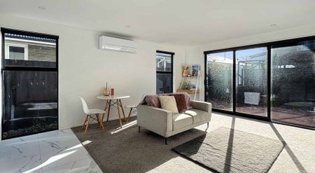 SYDENHAM - TWO BEDROOM TOWNHOUSE, HEAT PUMP - Photo 3